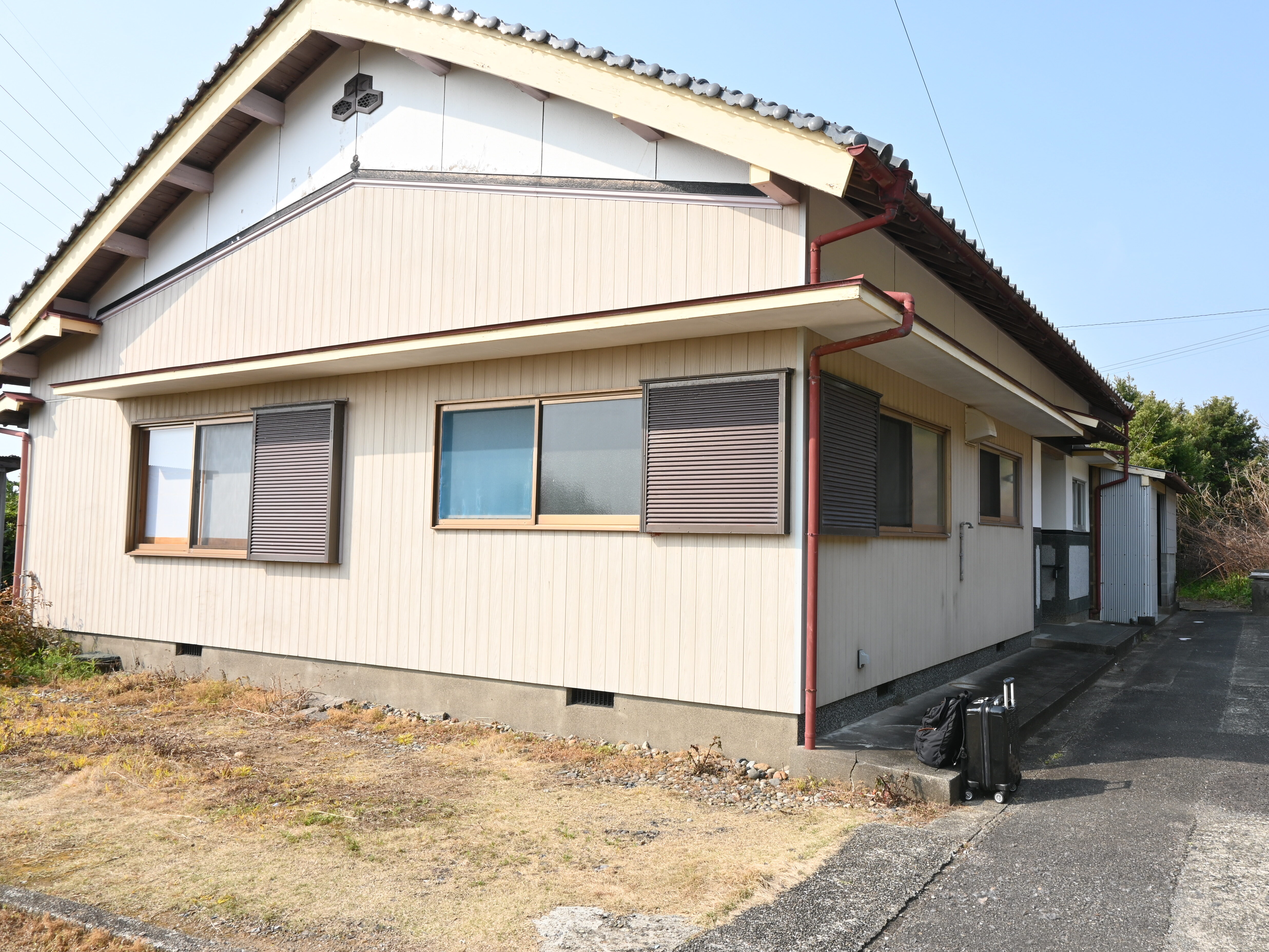 静かな海町ステイ「utakata」
